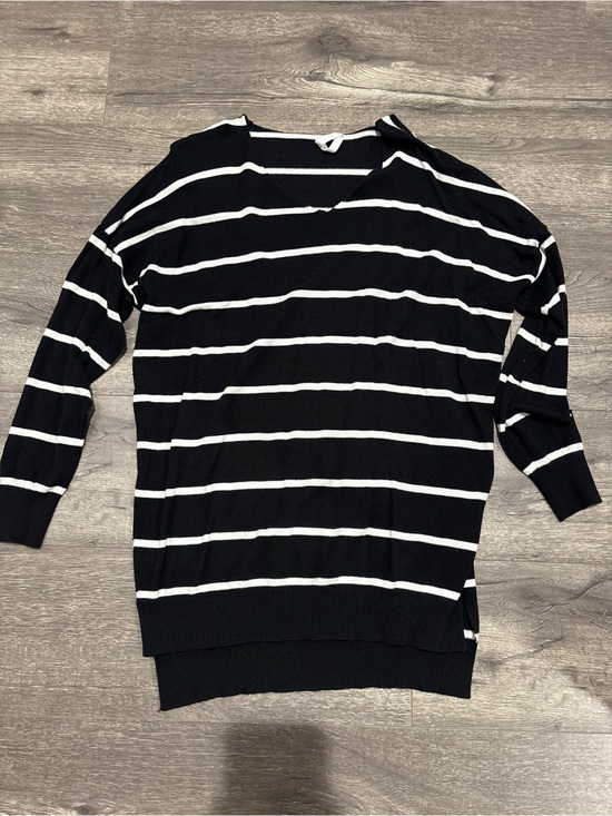 Dreamers Sweaters - Dreamers Black and White Striped Lightweight Sweater